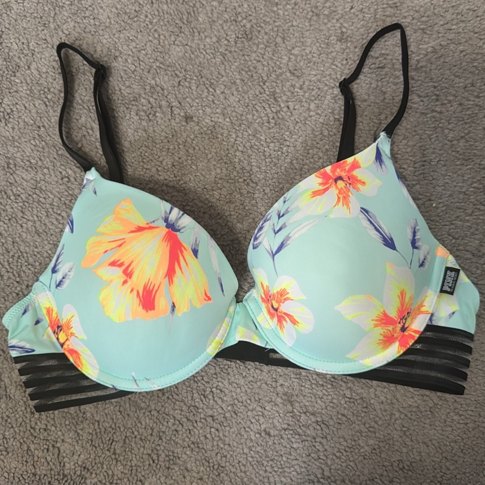 Victoria’s Secret Wear Everywhere Push-Up Floral Women's Bra (34C)